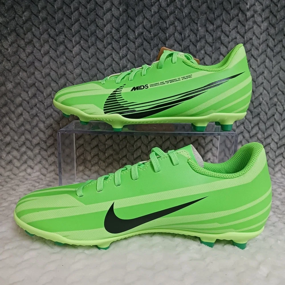 Nike Mercurial Vapor 15 Club MG GS Green Strike Youth Soccer Cleats Size 6Y